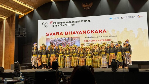 Quruvchi onlayn siktirildi