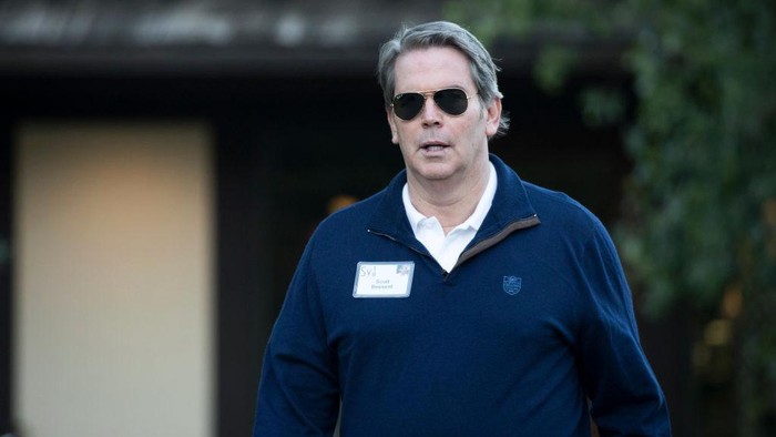 Tampang Scott Bessent, Crazy Rich Calon Menkeu Trump Presiden terpilih Amerika Serikat Donald Trump menunjuk miliarder Scott Bessent sebagai Menteri Keuangan. Donald Trump diprediksi menempatkan para loyalis dan profesional pasar berpengalaman di posisi-posisi strategis.