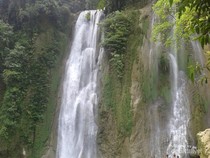 Curug Cikaso, Keindahan Alam yang Menghipnotis di Sukabumi