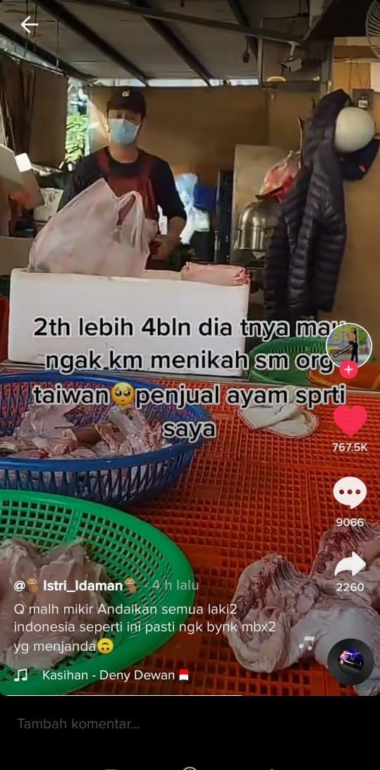 Bikin Salfok! Pesona 5 Penjual Ayam yang Cantik dan Tampan
