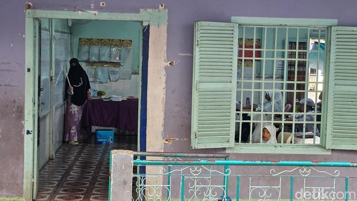 CT Bertemu Komunitas Muslim Kamboja Chairul Tanjung Bertemu Komunitas Muslim Kamboja