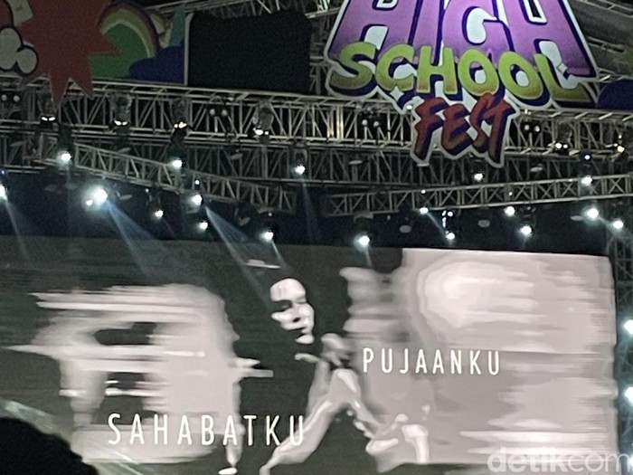 High School Fest Penampilan para musisi di High School Fest.