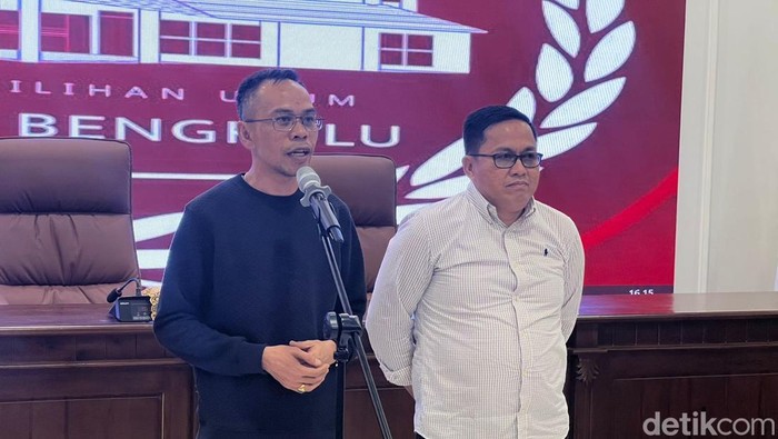 Ketua KPU Provinsi Bengkulu, Rusman Sudarsono