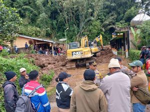 Longsor Terjang Karo, 10 Orang Hilang