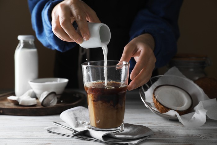 tips membuat kopi campur santan yang creamy gurih