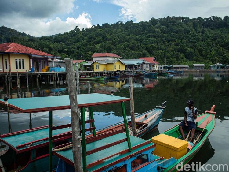 Melihat Perjuangan Nelayan Anambas Pencari Sotong