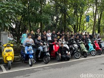 Tips Motoran di Musim Hujan dari Anak-anak Vespa