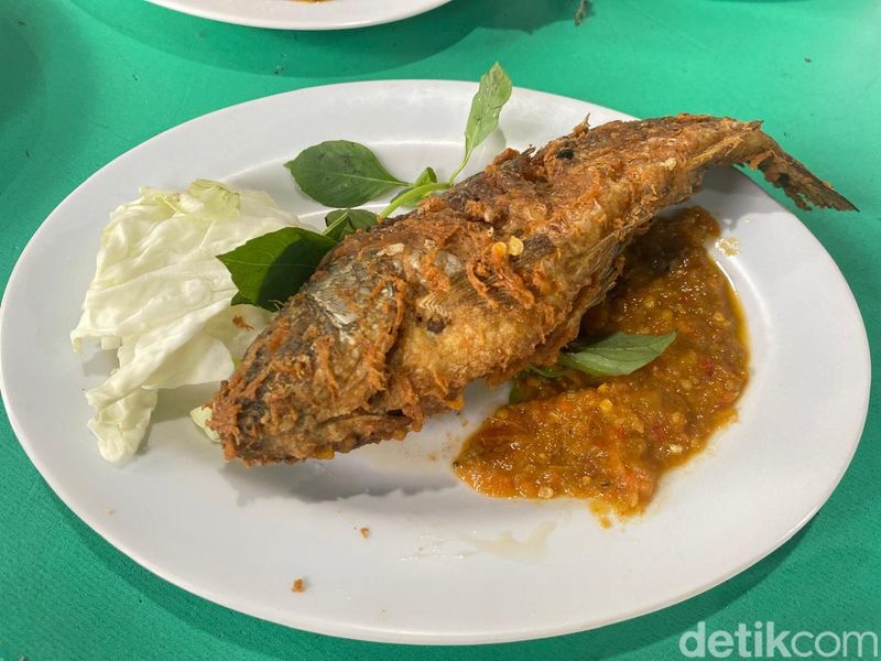 Pecel Lele