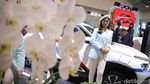 Potret SPG Pemanis GAIKINDO Jakarta Auto Week 2024