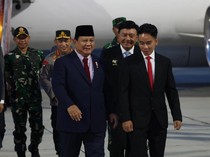 Video Prabowo Mendarat di Jakarta Setelah Kunker ke 6 Negara