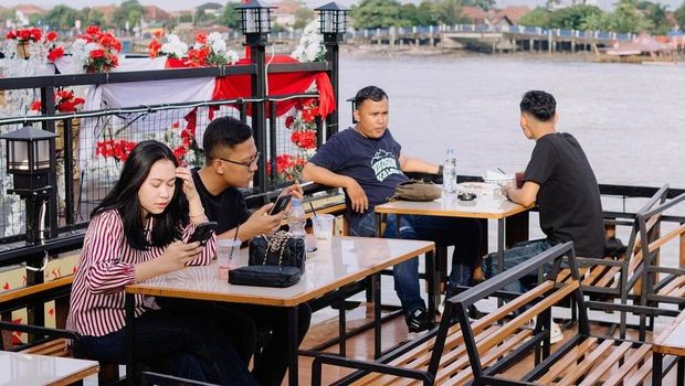 Suasana di Kopi 16 Pro Palembang.