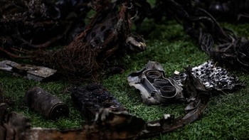 Rusia menjuluki rudal ini Oreshnik (Pohon Hazel) dan mengklaim bahwa senjata ini tidak bisa dicegat oleh sistem pertahanan udara.