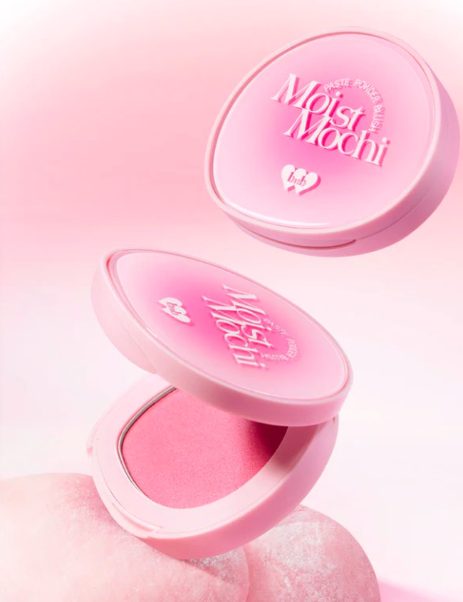 blush on glowing