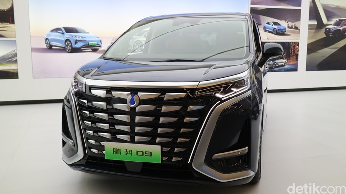 BYD Denza
