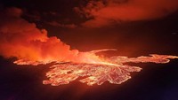 Sebuah gunung berapi di dekat ibu kota Islandia meletus pada Rabu malam (20/11) untuk kesepuluh kalinya dalam tiga tahun, memuntahkan semburan lava dan asap, kata kantor meteorologi negara itu.