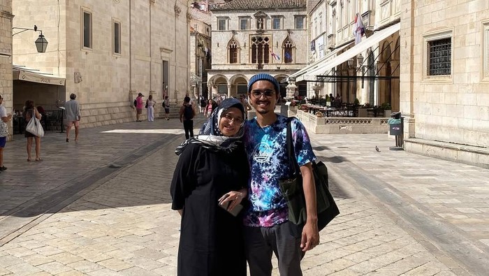 Duta Sheila On 7 dan Adelia Lontoh
