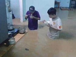 Foto Kiriman Warganet Bikin Melotot