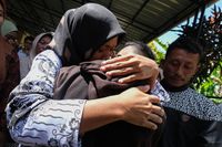 Guru Supriyani Menangis Usai Divonis Bebas: Terima Kasih Semuanya