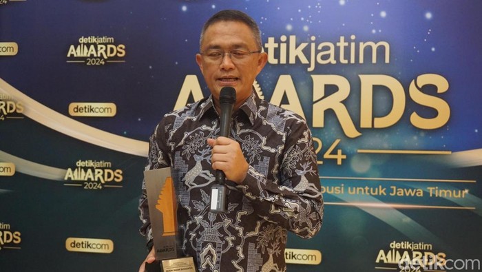 Raih detikJatim Awards, Irjen Imam Sugianto Ingin Olahraga Jatim Lebih Maju