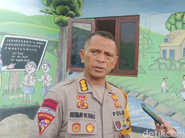 Karoops Polda NTT, Kombes Deonijiu De Fatima, saat diwawancarai detikBali beberapa waktu lalu. (Yufengki Bria/detikBali).