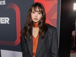 7 Gaya Lisa BLACKPINK Hadiri F1 Grand Prix Las Vegas, Pamer Mobil Ferrari