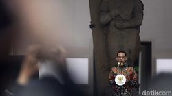 Potret Menteri Fadli Zon Buka Pameran Keris Nusantara