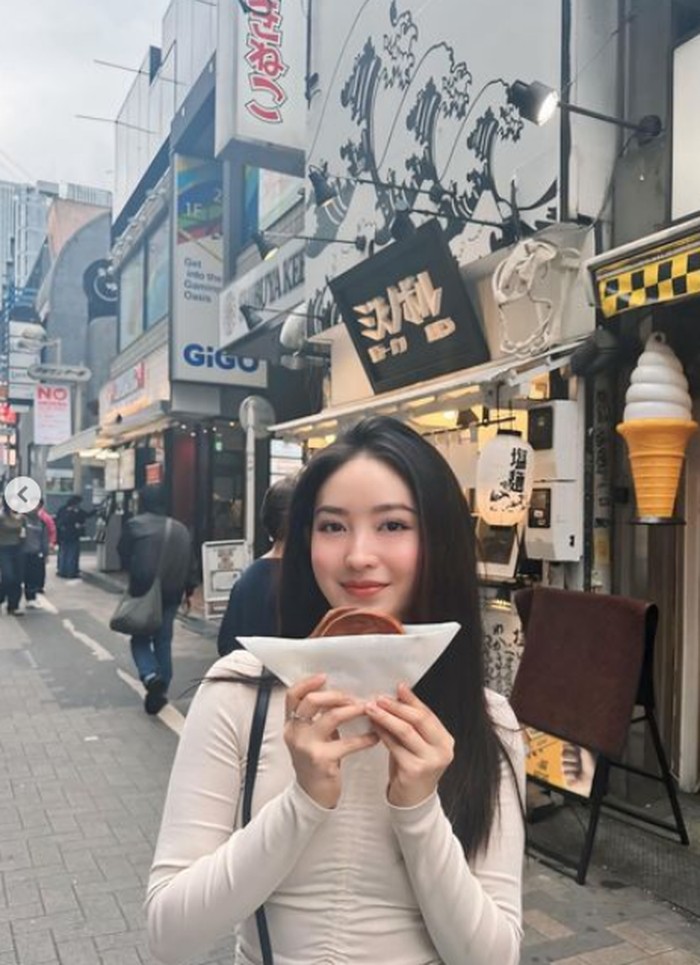 Natasha Wilona, Si Cantik yang Suka Wisata Kuliner di Berbagai Negara Natasha Wilona, Si Cantik yang Suka Wisata Kuliner di Berbagai Negara