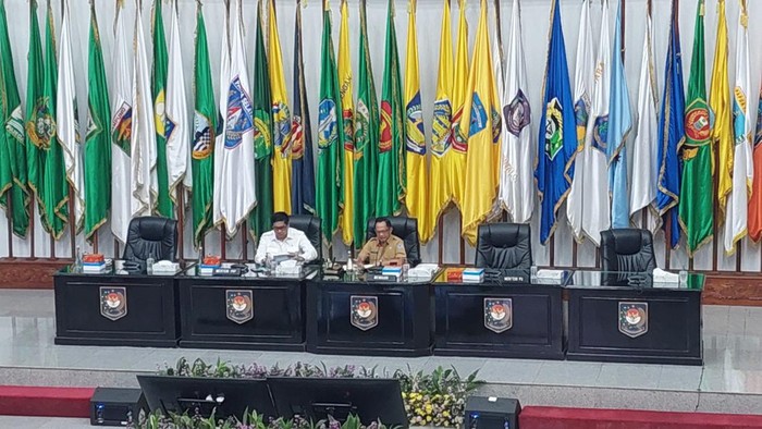 Penandatanganan SE Penghapusan Retribusi PBG/Almadinah Putri