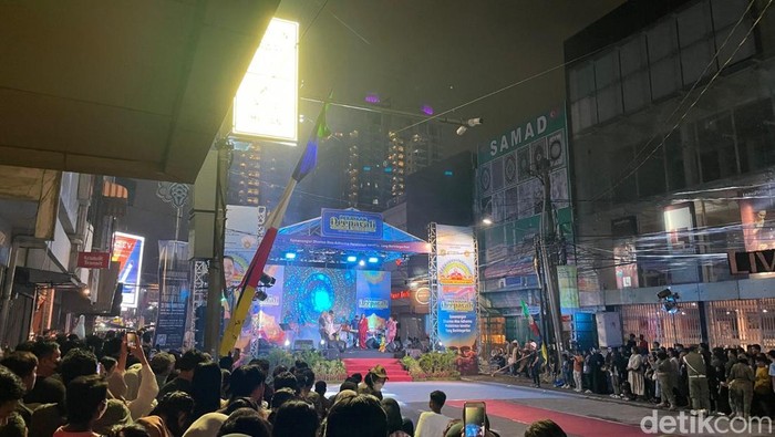 Perayaan Deepavali di Kampung Madras, Medan. (Nanda Marbun/detikSumut)