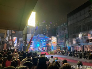 Ratusan Warga Ramaikan Perayaan Deepavali di Little India Medan