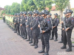 Ratusan Personel Polres Pasuruan Disebar ke 1.726 TPS di 17 Kecamatan
