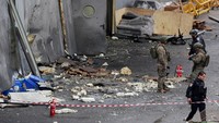 Konflik dimulai ketika Hizbullah, sekutu terpenting Teheran di kawasan itu, melepaskan tembakan sebagai bentuk solidaritas dengan sekutu Palestina-nya, Hamas, setelah Hamas melancarkan serangan pada 7 Oktober 2023 di Israel selatan.  