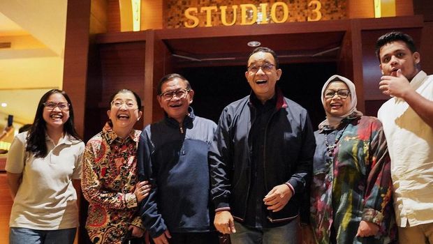 Pramono nonton bareng Anies (dok Instagram Pramono Anung)