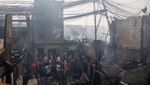 Sisa-sisa Kebakaran Dahsyat di Permukiman Kumuh Filipina