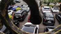 Sebanyak 24 orang ditetapkan sebagai tersangka terkait kasus mafia buka akses judol yang melibatkan pegawai Kementerian Komdigi.
