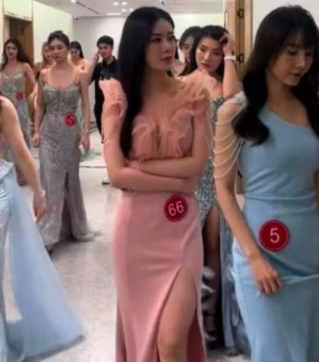 Dilansir Needtoknow sebelumnya pihak berwenang di Chaoshan, China, membantah bahwa wanita dalam foto yang viral itu adalah Liya. Namun, mereka mengonfirmasi bahwa Liya memang diculik, dengan lokasi terakhirnya yang diketahui berada di Filipina. Polisi menyatakan mereka sedang menyusun rencana untuk menyelamatkannya namun belum ada informasi lebih lanjut sampai setahun kemudian.Foto: Dok. Weibo Liya