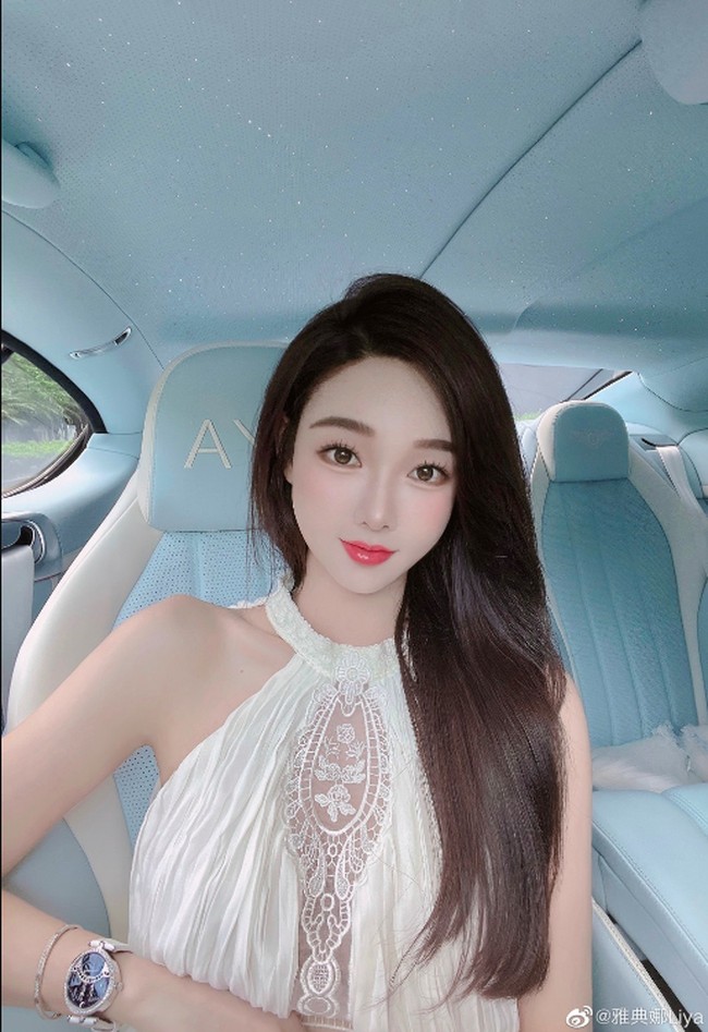 Seorang influencer cantik dan kontestan Miss World Macau 2021 bernama Liya diduga menghilang. Selama setahun belakangan, wanita tersebut tidak lagi pernah mengunggah konten di media sosial meski punya jutaan follower. Foto: Dok. Weibo Liya