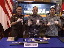 Satu Pelaku Ditangkap, TNI AL Amankan Sabu dan Senjata di Perairan Batam