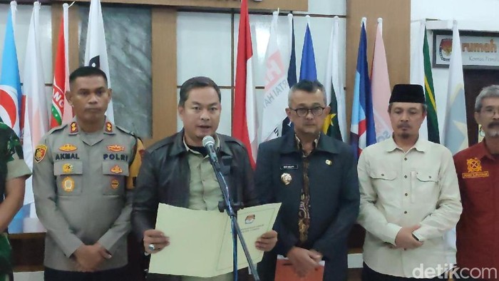 Jumpa pers mengumumkan calon wakil Bupati Ciamis dalam pemilihan Bupati dan wakil Bupati Ciamis tahun 2024 yang berhalangan tetap karena meninggal dunia.