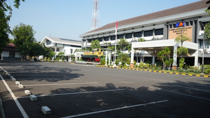 Kantor Daop 8 Surabaya