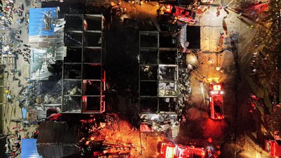Tempat Pelelangan Ikan di Kendari Ludes Terbakar