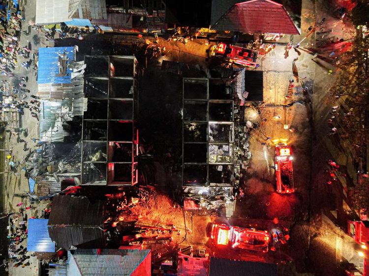 Tempat Pelelangan Ikan di Kendari Ludes Terbakar