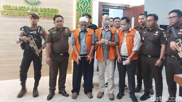Kejaksaan Negeri Kabupaten Cirebon ungkap kasus rekayasa kredit.
