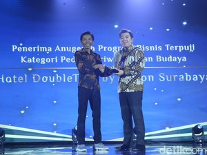 Tumbuhkan Pariwisata, Hotel DoubleTree by Hilton Raih detikJatim Awards