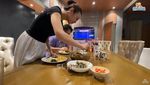 Jago Masak! Ini Momen Mahalini Masak bareng Rizky Febian