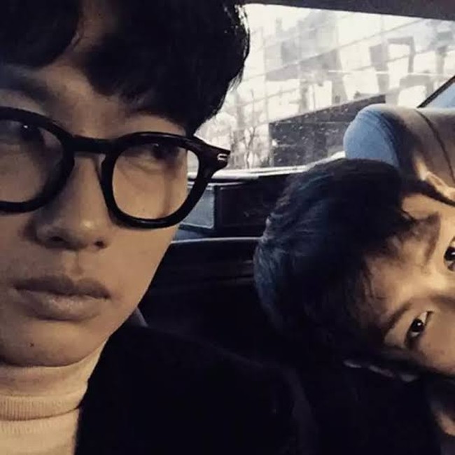 Menurut agensi Jung Ho Yeon, keduanya memutuskan untuk kembali menjadi rekan kerja. Foto: Instagram