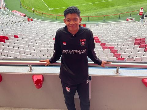 Mufid saat berada di Portugal