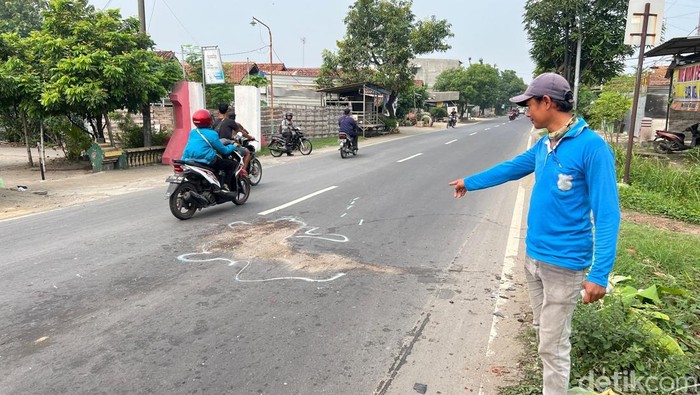 pemotor ditabrak truk di mojokerto tewas