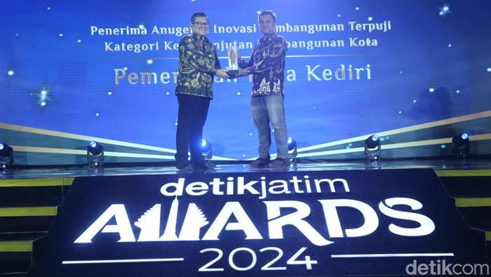 Penghargaan detikJatim 2024 untuk pemkot kediri