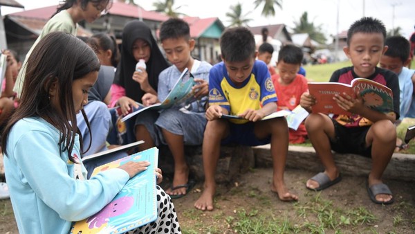 Perpustakaan Keliling Tingkatkan Minat Baca Anak Pulau Terluar Indonesia